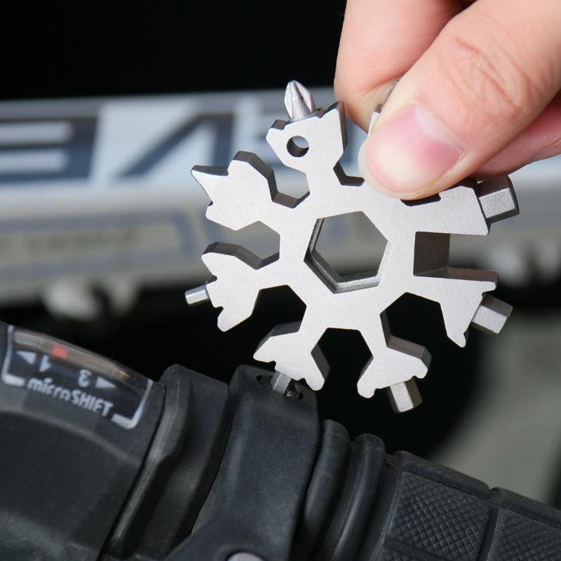 Snowflakes Multi-tool